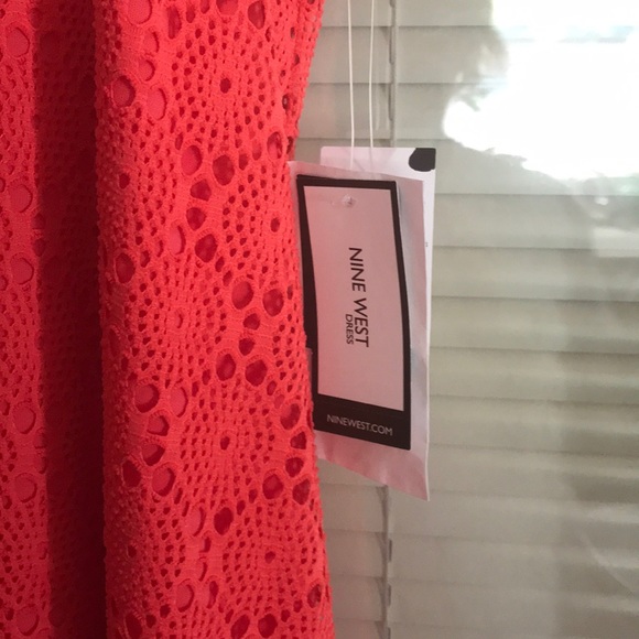 Gorgeous coral colored dress - Picture 3 of 3